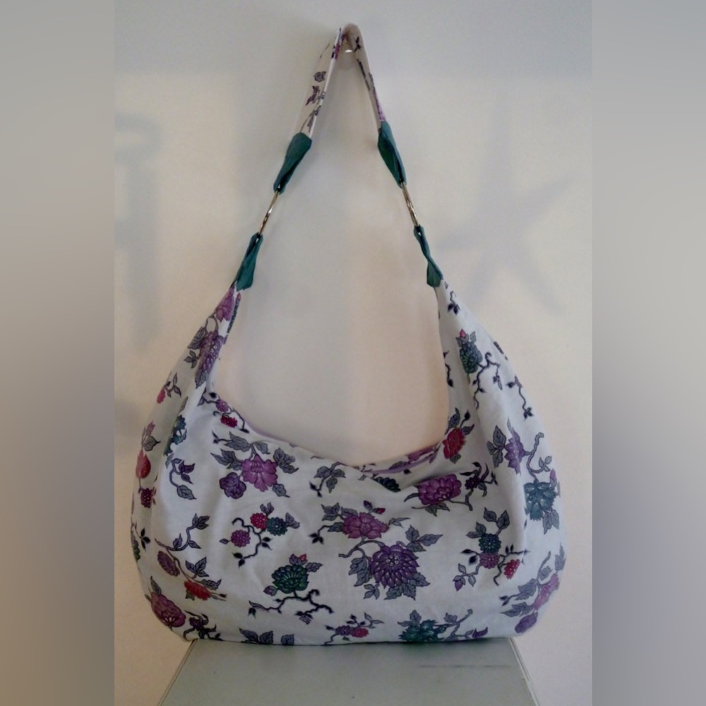 Floral slouchy hobo bag